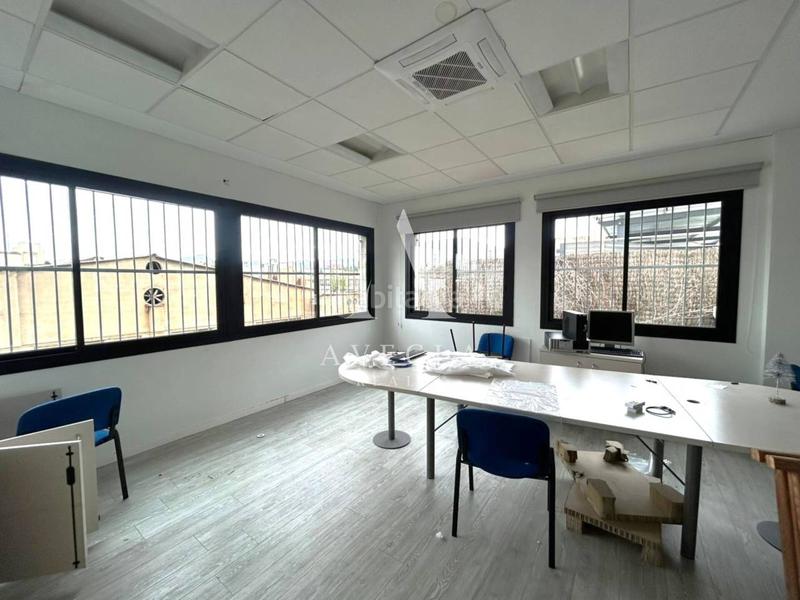 Foto ba0f1df4-22b4-4ad3-8556-3bc0d8be2911. Alquiler nave industrial en indústria 1 nave industrial en alquiler en Sant Joan Despí