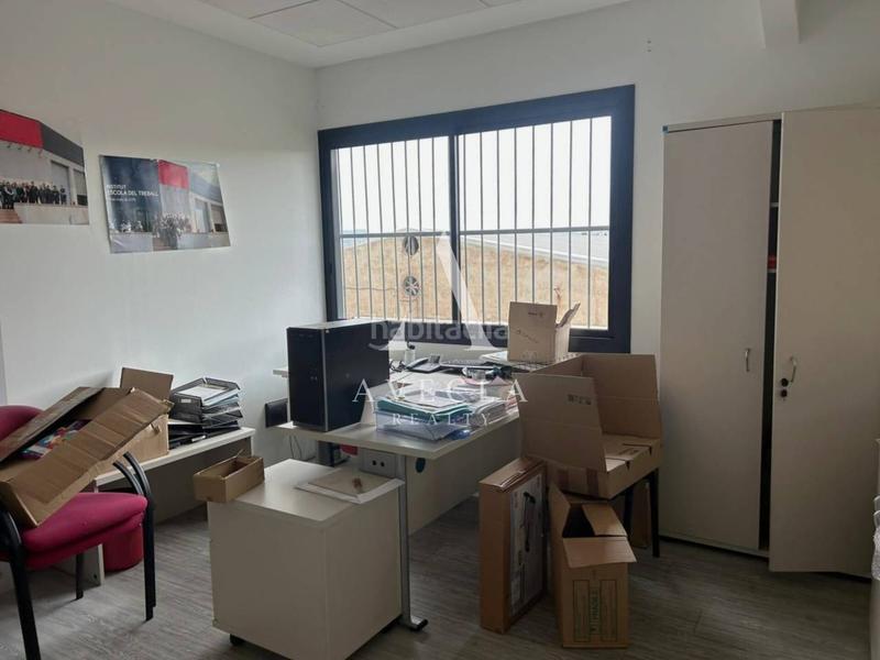 Foto 26ceab42-021a-4e7e-8cbe-991698e8c76a. Miete fabrikhalle in indústria 1 in Les Planes Sant Joan Despí