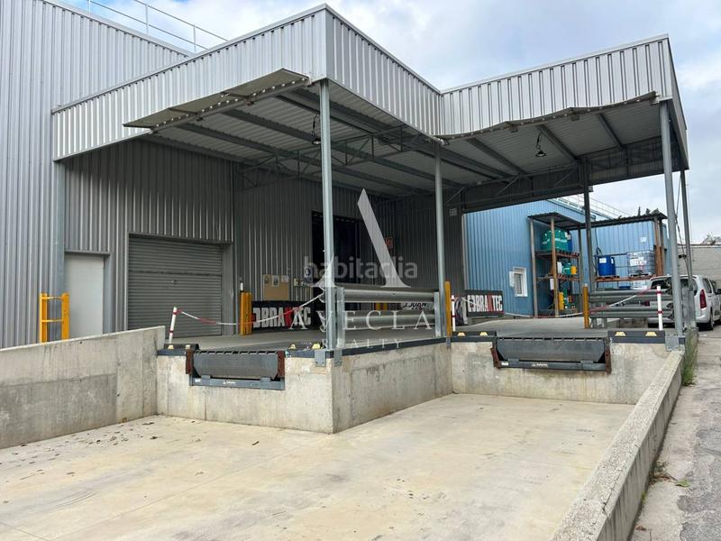Foto 62ddb984-f72e-4c10-b5ec-f069cf1e3c44. Location bâtiment à usage industriel dans joan buscallà 3 dans Sant Cugat del Vallès