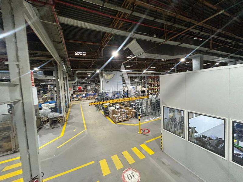 Foto f92cbf2a-a7d1-4217-a105-27814ee00008. Location bâtiment à usage industriel dans joan buscallà 3 dans Sant Cugat del Vallès