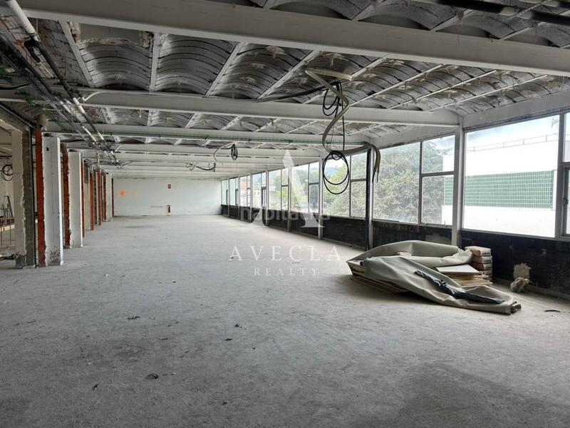 Foto 3a58d40c-a0ab-4b06-97e9-810435bef086. Rent industrial building in joan buscallà 3 in Roquetes-Can Magí Sant Cugat del Vallès