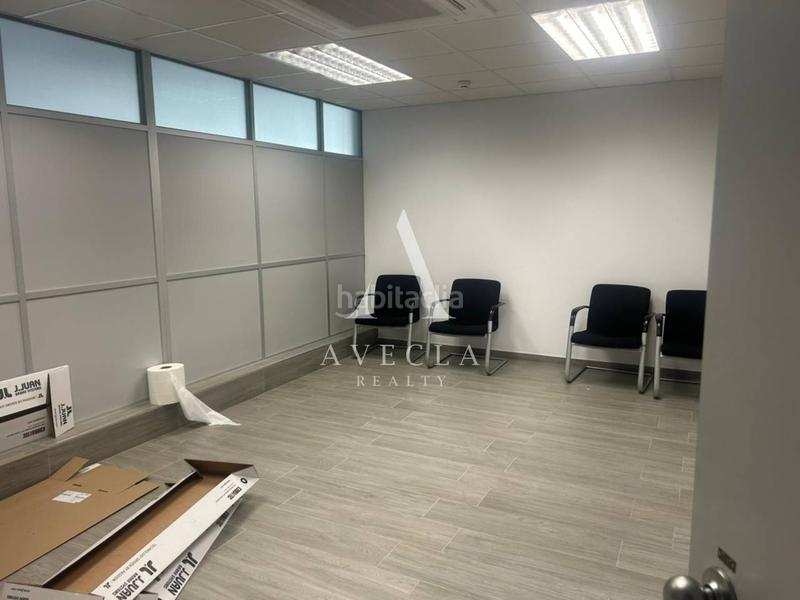 Foto 78cc11c8-1735-4ef8-91d1-5680435279ce. Rent industrial building in joan buscallà 3 in Roquetes-Can Magí Sant Cugat del Vallès