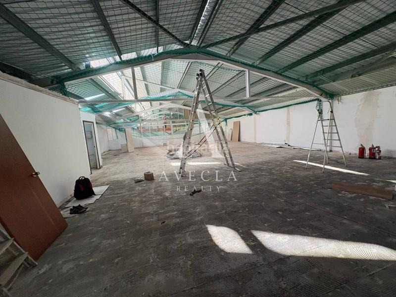 Foto ac0df491-be13-4340-93ea-523c4b7ed279. Rent industrial building in occitània 100 in Manresà Badalona