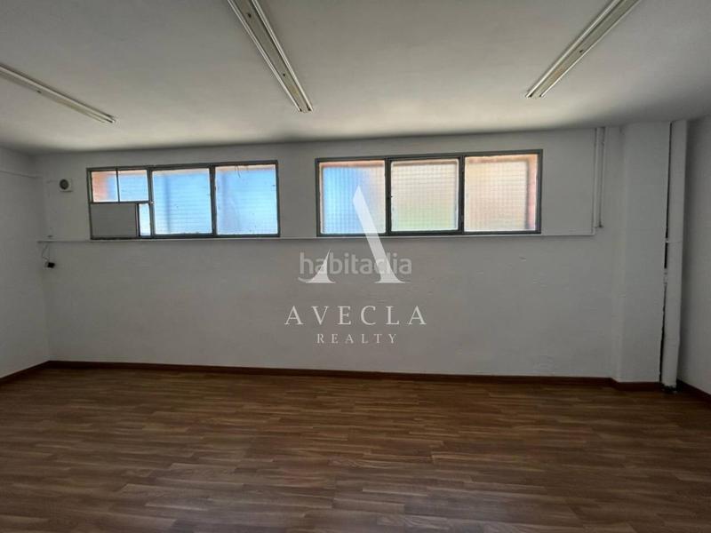 Foto 08e19b56-a2bc-4080-965a-2d2358ee0fd2. Bâtiment à usage industriel dans cementiri nou 9 dans Sentmenat