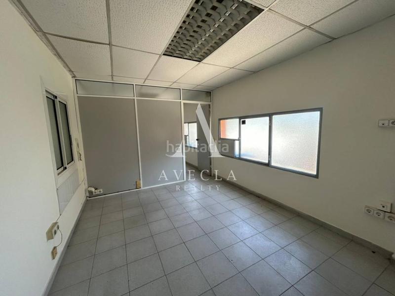 Foto b34e6d0c-257e-4d4e-b672-80db3a6518fd. Bâtiment à usage industriel dans cementiri nou 9 dans Sentmenat