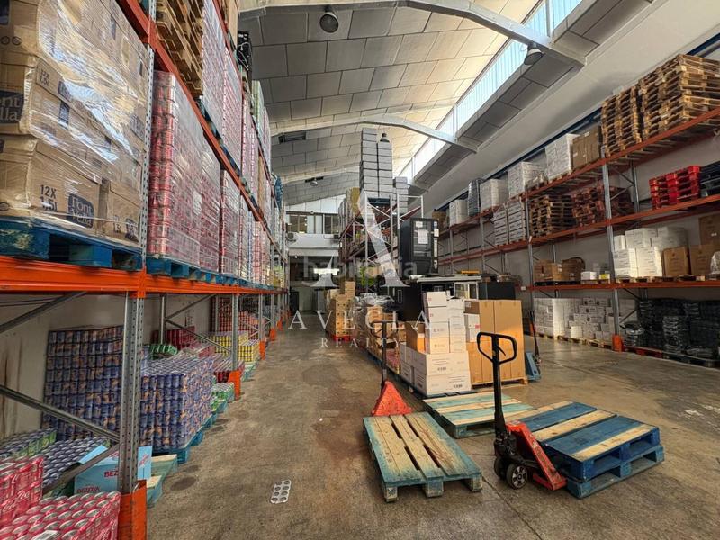 Foto ccb592a1-9257-4489-ad27-7a609d03570c. Rent industrial building in Pomar 12 in Pomar Badalona