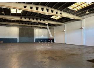 Miete Fabrikhalle in Templer guiu 45. Nave industrial en alquiler en palausolità.