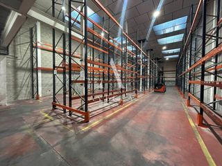 Miete Fabrikhalle in Calle can mir 7. Nave industrial en alquiler en viladecavalls