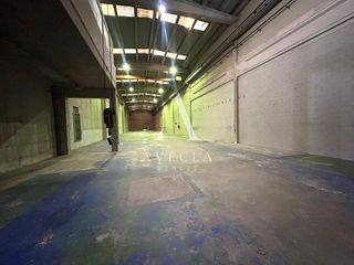Lloguer Nau industrial a Calle can barneda 30. Nave industrial en alquiler en ripollet