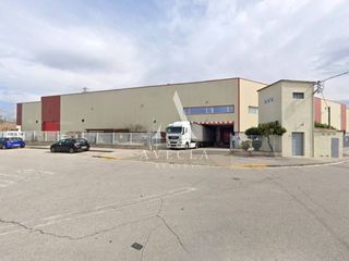 Lloguer Nau industrial a Calle edison 5. Nave industrial en alquiler en parets del vallès