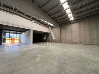 Affitto Capannone industriale in Calle costa i deu 17. Nave industrial en alquiler en sabadell