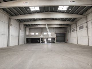 Affitto Capannone industriale in Calle narcís monturiol 5. Nave en alquiler en sant esteve sesrovires