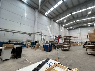 Rent Industrial building in Calle mig 18. Nave industrial en alquiler en montcada i reixac