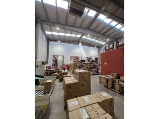 Lloguer Nau industrial a Calle domènech i montaner 1. Nave industrial en alquiler en rubí