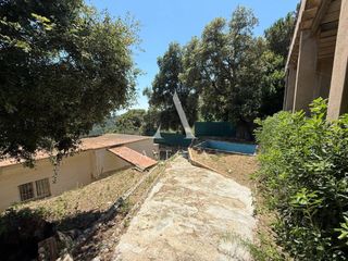 Xalet a Carretera arrabassada 190. Casa independiente en venta en carretera de larrabassada
