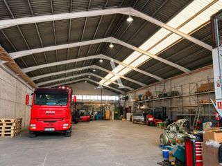Capannone industriale in Avenida valles 40. Nave industrial en venta en lliçà de vall