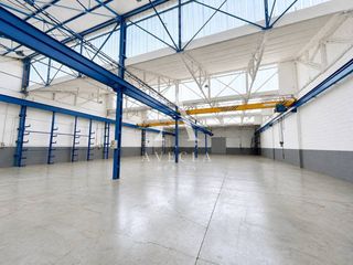 Affitto Capannone industriale in Calle albert einstein 1-3. Nave industrial en alquiler en cornellà