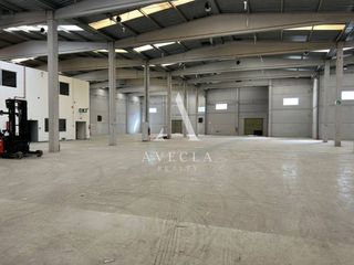 Rent Industrial building  Calle salvador seguí 1. Nave industrial en alquiler en abrera