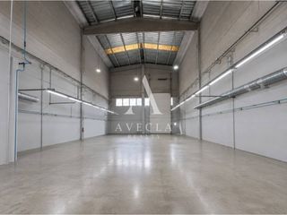 Rent Industrial building in Avenida congost 25. Nave industrial en alquiler en martorell