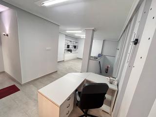 Local Comercial  Avenida mara auxiliadora. Local comercial
