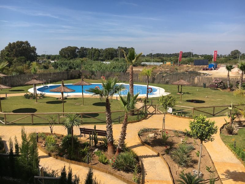 Foto 0fee6581-e06c-49e7-aeda-3552f28dc322. Pis amb aparcament piscina a Aguadulce - Almadraba - Punta Candor Rota