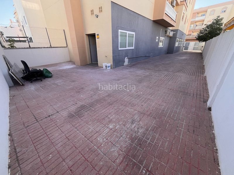 Foto 0939800c-9604-4104-a4be-1510d1ee3cac. Rent business premise in Norte - Blanca Paloma Rota