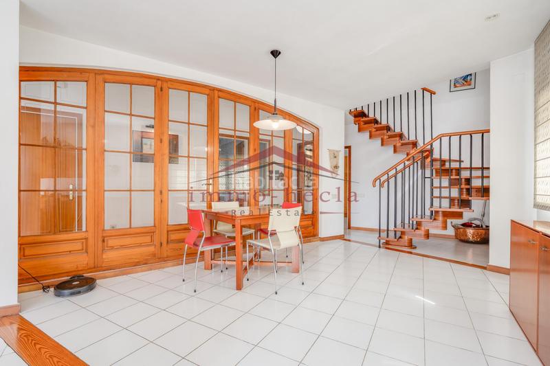 Foto ca92d46b-8371-473d-a9e6-0f83d63dfd8a. Casa adossada amb calefacció aparcament a Vilanova del Camí
