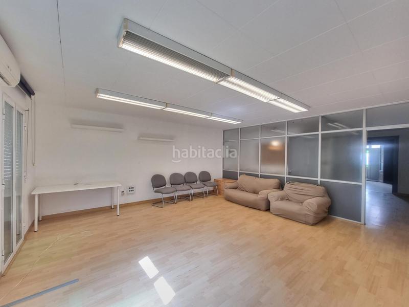 Foto 11ad7b07-c2a4-404d-a022-2920ec1a91e7. Location bureau avec chauffage dans Centre Igualada