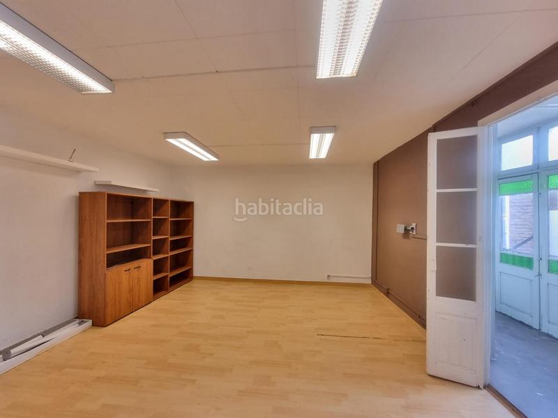 Foto 7cdb913e-8424-45e1-bd9e-0f13a1752587. Location bureau avec chauffage dans Centre Igualada