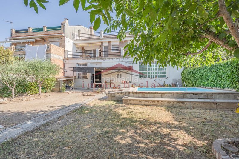 Foto 3ce43ed9-c4b7-4372-b79e-1309cb560815. Casa adossada amb calefacció aparcament piscina a Vilanova del Camí