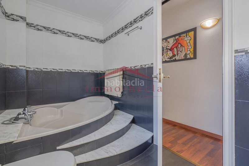 Foto c7e1a22e-4b08-43b3-a508-226ac96702ea. Casa adossada amb calefacció aparcament piscina a Vilanova del Camí