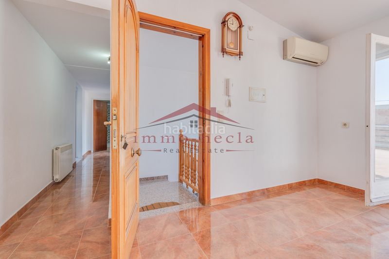 Foto d7acccfc-75bb-4611-9a76-1030cd9660e8. Casa adossada amb calefacció aparcament piscina a Vilanova del Camí