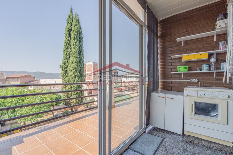 Foto f6cd6464-91f9-492b-a4d0-56110b22704c. Casa adossada amb calefacció aparcament piscina a Vilanova del Camí