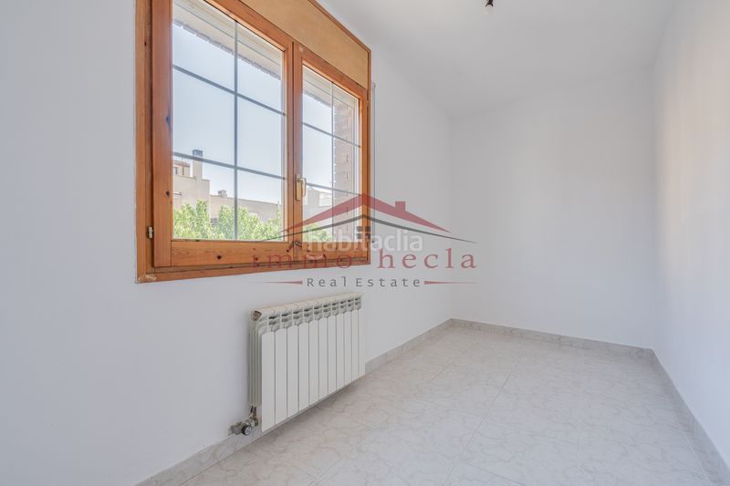 Foto f7f2aa12-dba4-4fcb-8fc9-33fbf684b86c. Casa adossada amb calefacció aparcament piscina a Vilanova del Camí