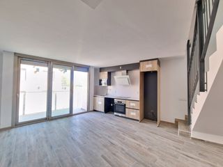 Duplex in Vilanova del Camí. Dúplex obra nueva en vilanova del camí, barrio la paz