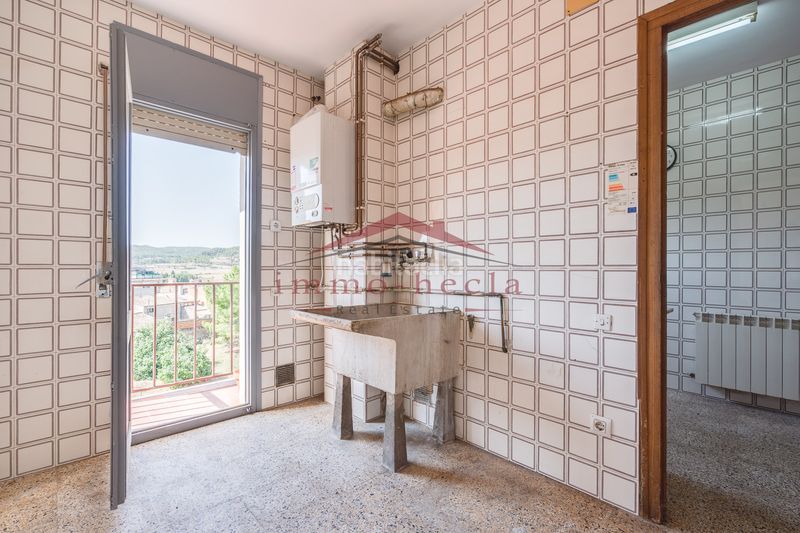 Foto 0307be71-a0eb-4185-974e-37300e274e40. Flat with heating in Vilanova del Camí