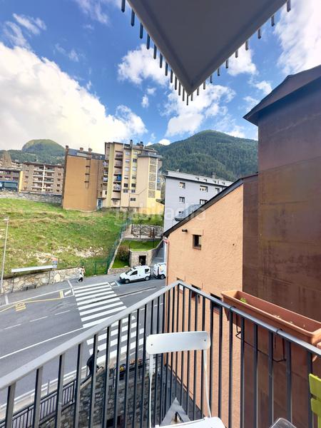 Foto f73d2cfb-6e1f-4b6e-8d10-a512dfb16655. Piso  en venta en Encamp Encamp