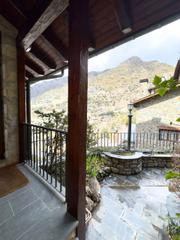 Casa adossada a Escaldes-Engordany. Casa adosada en venta en sa calma  vistas únicas, sol todo el dí