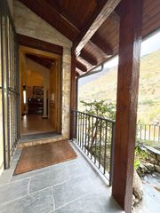 Casa adossada a Els Vilars d´Engordany. Casa adosada en venta en sa calma  vistas únicas, sol todo el dí