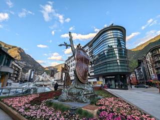 Location Appartement à Centro. Piso con terraza en el centro de andorra