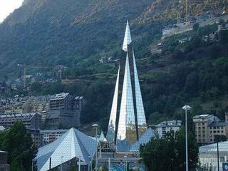 Alquiler Apartamento en Els Vilars d´Engordany. Oportunidad única piso de lujo en escaldesengordany
