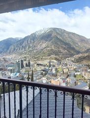 Lloguer Pis a Els Vilars d´Engordany. Piso moderno y luminoso en alquiler en escaldes  colonial real e