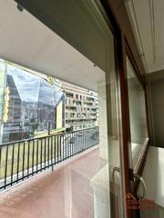 Apartament a Centro. Amplio piso con tres terrazas y vistas a la avenida meritxell