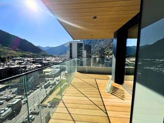 Pis a Escaldes-Engordany. Exclusivo piso de lujo en el corazn de escaldes