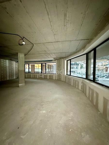 Foto 6837c5f1-45d7-4380-8153-2609151c34cb. Location bureau avec chauffage dans Escaldes-Engordany
