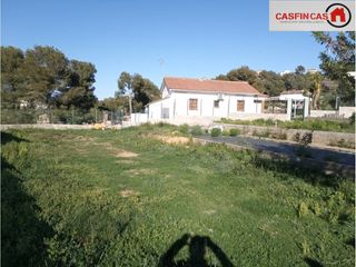 Landgut  Avenida mar. Magnífica parcela esquinera!! 713 m2 zona valdemar  terreno llan