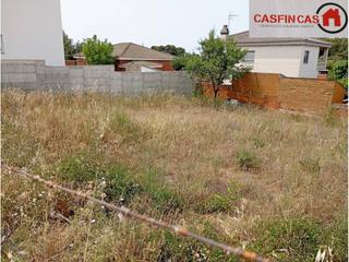 Finca rústica a La Franquesa-Oasis Park. Parcela llana de 400 m2  eden park  el vendrell