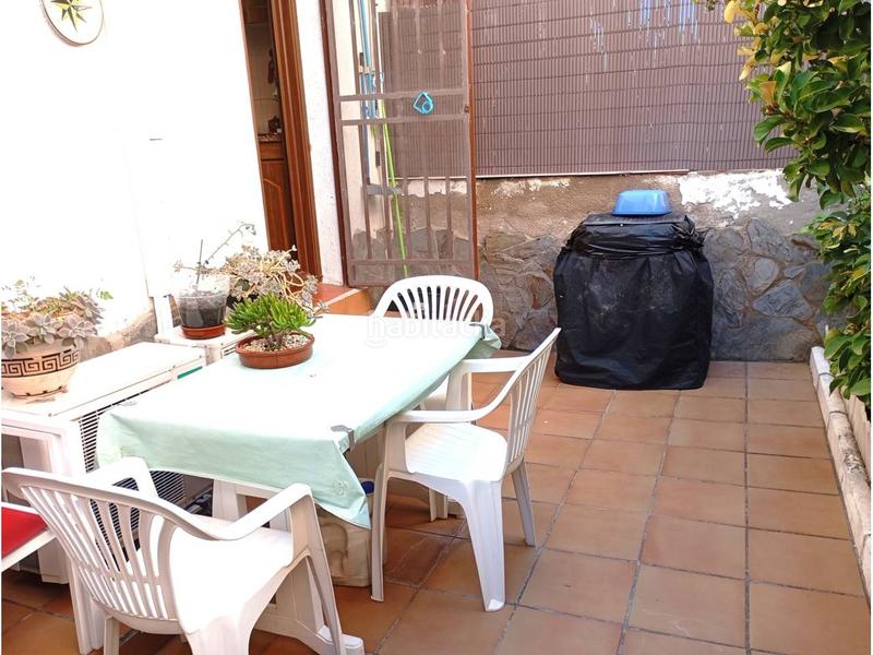 Foto a29d3167-c050-4449-84db-741a21a8335c. Casa con parcheggio in Cunit residencial Cunit