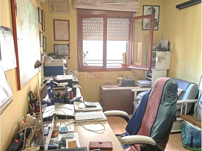 Foto b81e0b17-f26e-4386-ad84-b1b15873b362. Casa con parcheggio in Cunit residencial Cunit