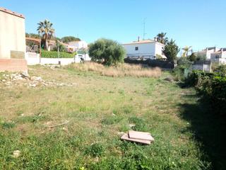 Finca rústica a Cunit Residencial. Parcela de 454 m2 zona rectoret  cunit les gabarres